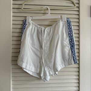 Lisa Says Gah x Madewell White Shorts with Navy Trim